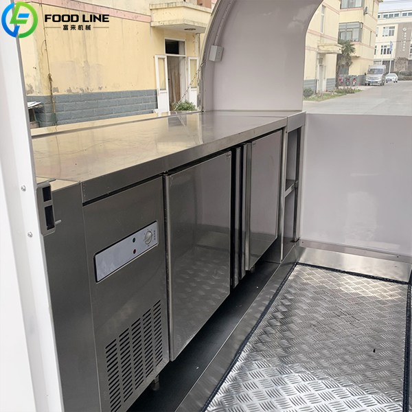 round trailer control panel