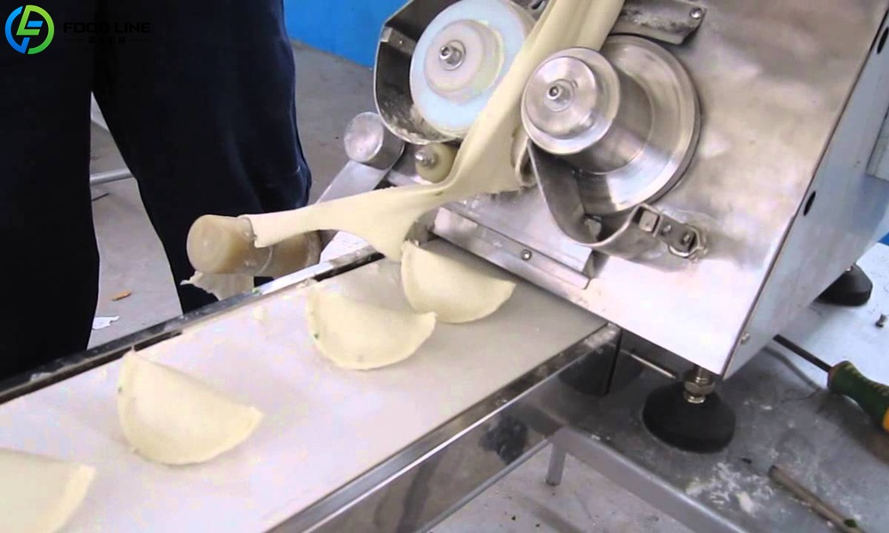 commercial dumpling maker device